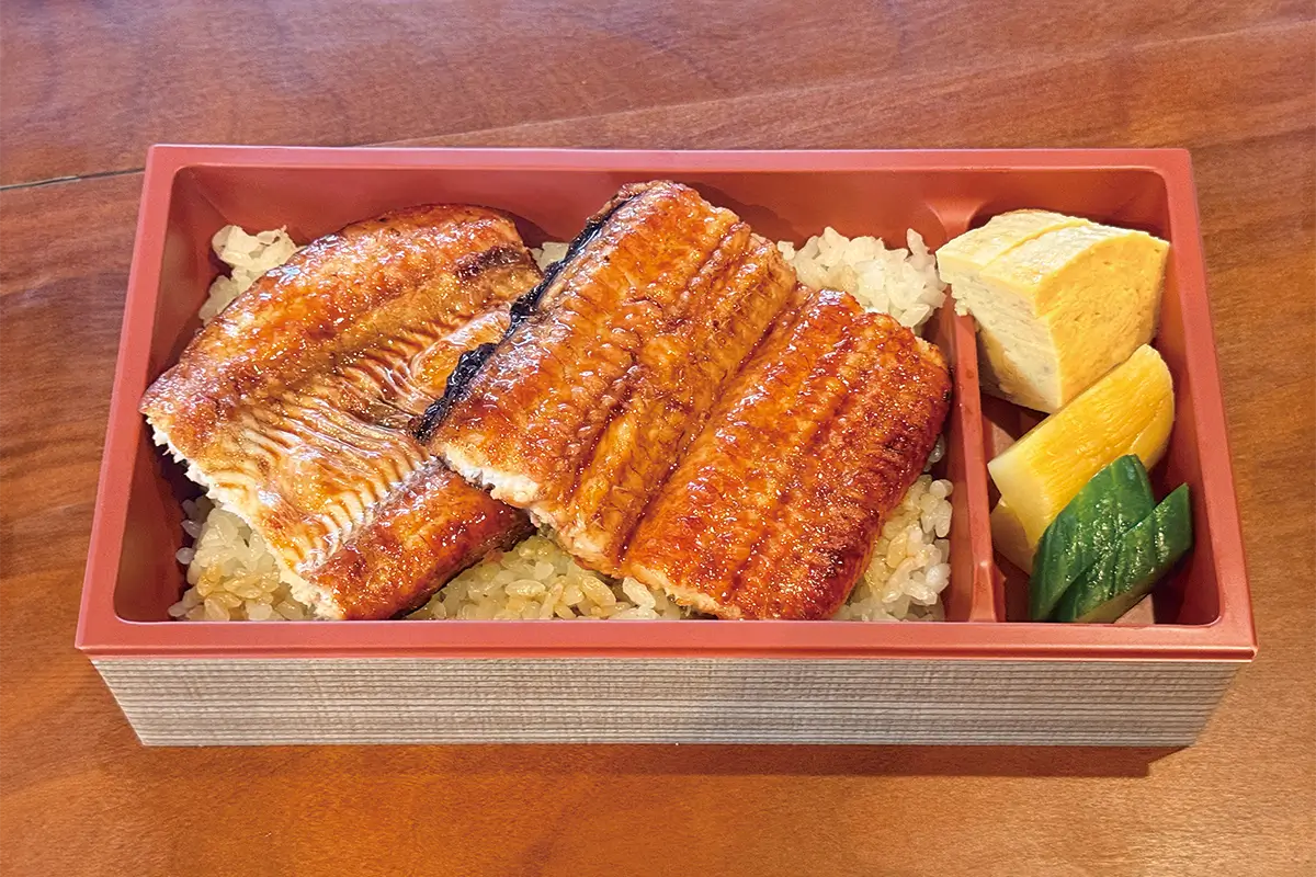 氷見牛屋 特製　うなぎ弁当