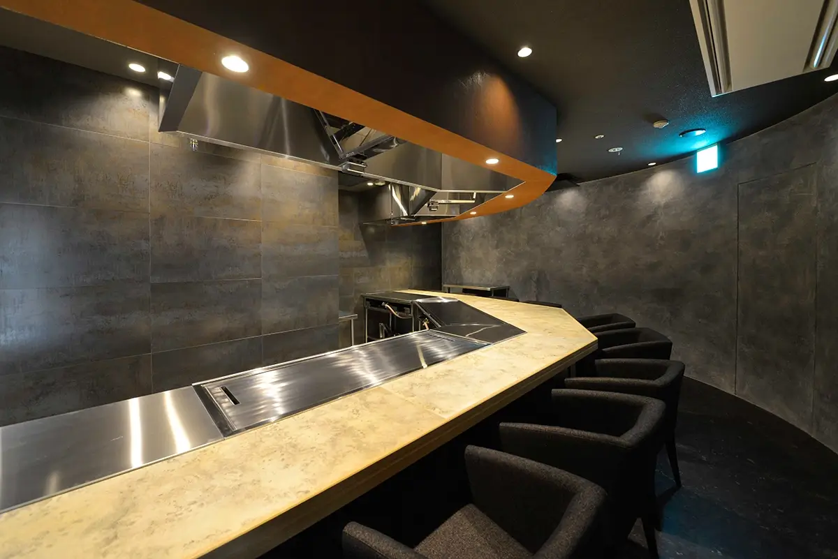 牛屋-鐵- 鉄板カウンター席